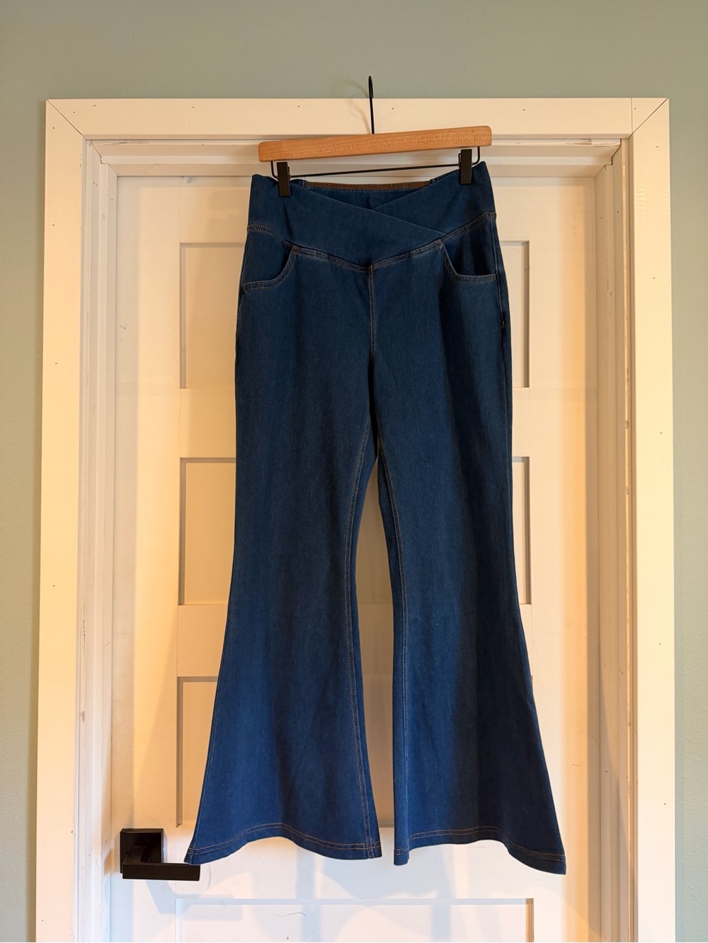 NWT HALARA Dark Blue Wide-Leg Jeans with Crossover Waistband